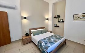 Dmc Residence - Alloggi Turistici